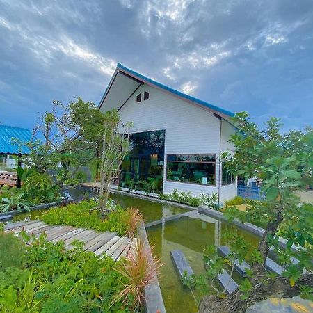 Srihome ยายศรีโฮมแอนแคมป์ปิ้ง Ban Don Tum Eksteriør billede