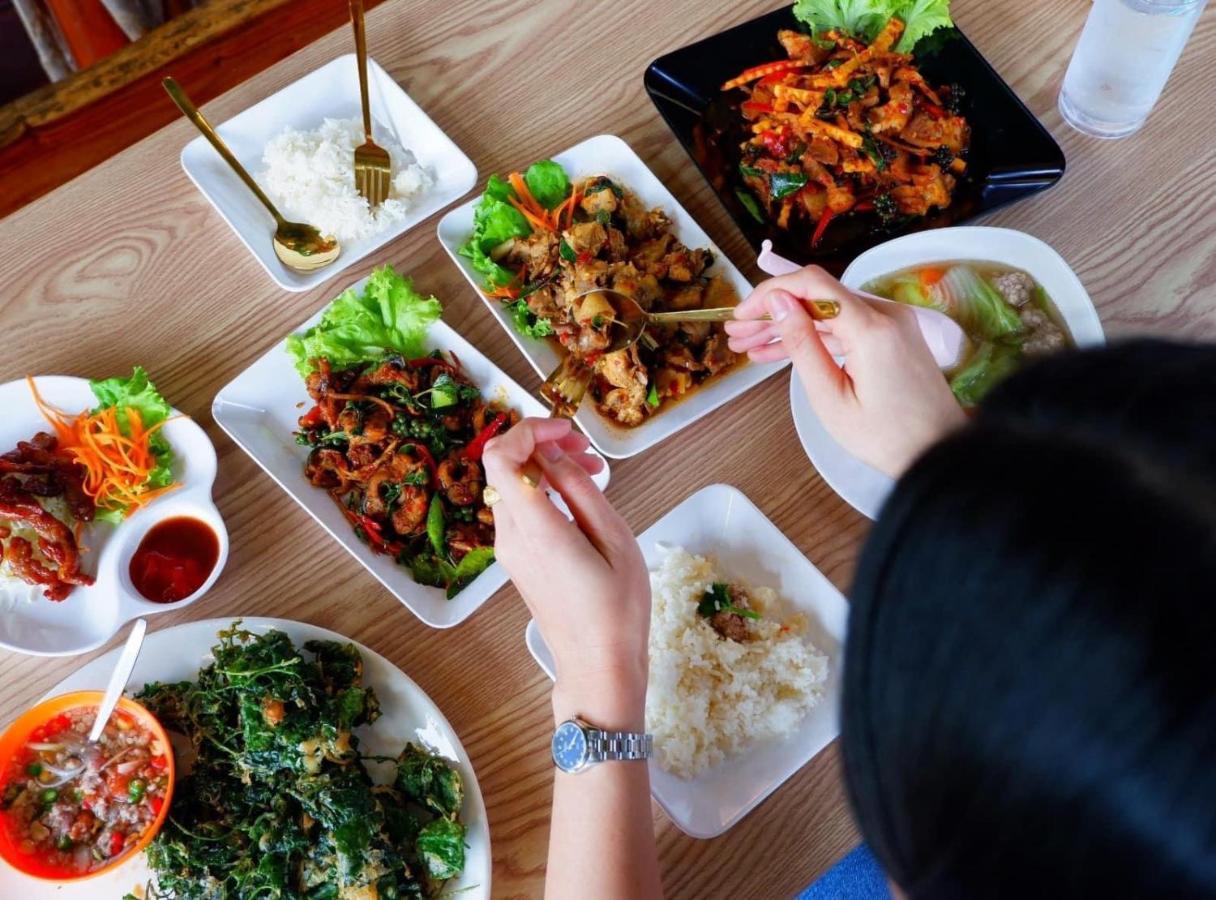 Srihome ยายศรีโฮมแอนแคมป์ปิ้ง Ban Don Tum Eksteriør billede