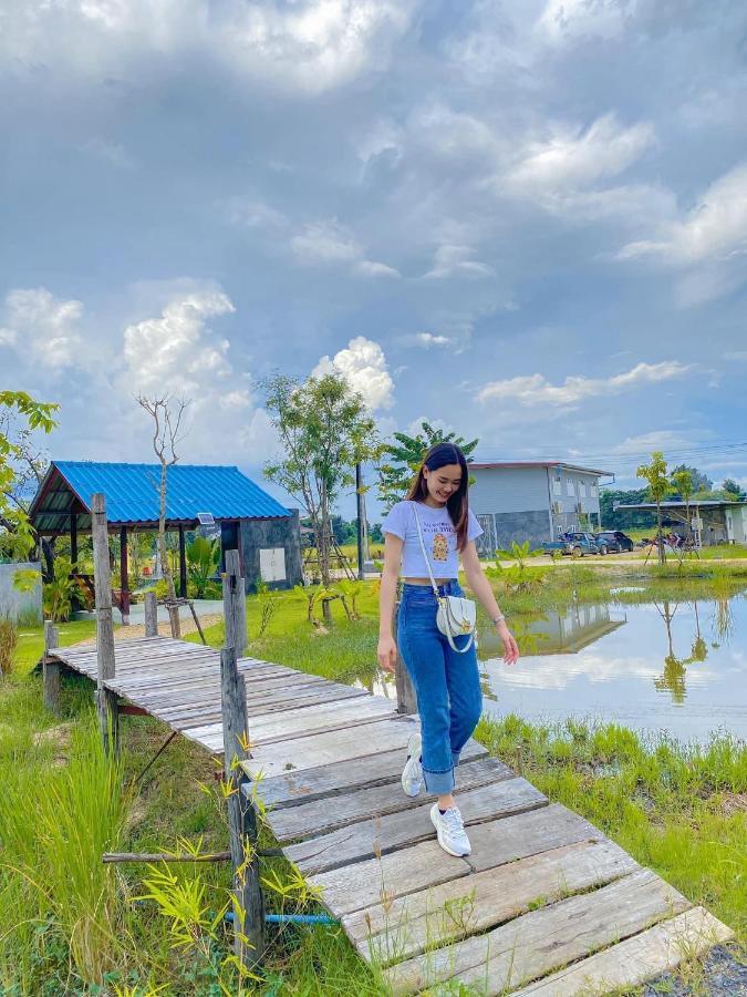Srihome ยายศรีโฮมแอนแคมป์ปิ้ง Ban Don Tum Eksteriør billede