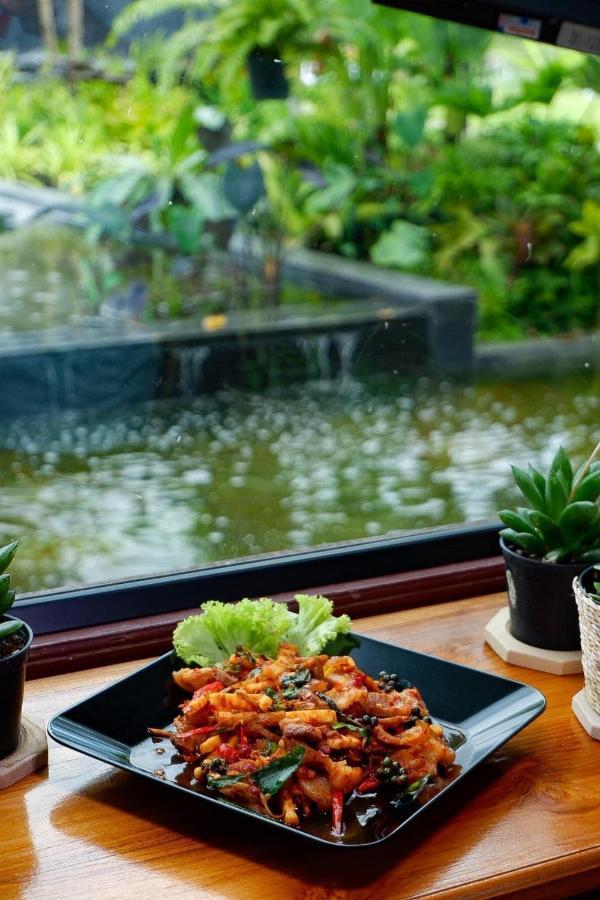 Srihome ยายศรีโฮมแอนแคมป์ปิ้ง Ban Don Tum Eksteriør billede