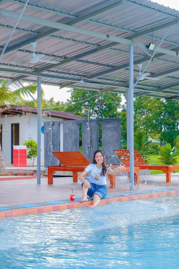 Srihome ยายศรีโฮมแอนแคมป์ปิ้ง Ban Don Tum Eksteriør billede
